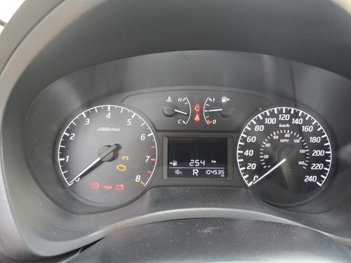 Nissan Sentra 1.8 Sense Cvt