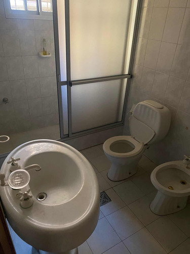 Casa 4 Dor + Quincho - Nueva Cba - Solo Uso Comercial