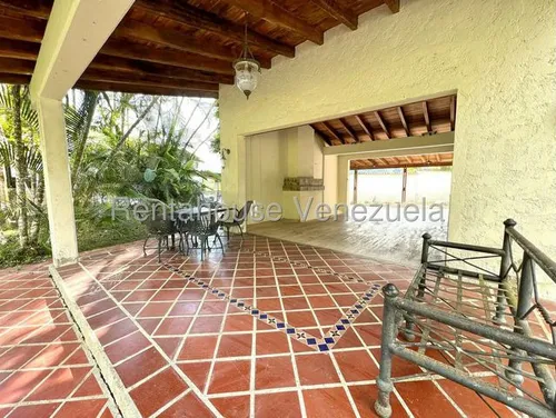 Casas En Venta Mls #25-19468