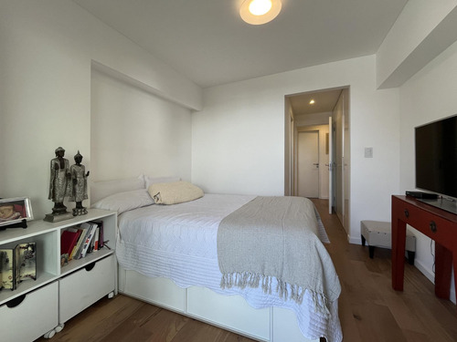 Departamento De 1 Dormitorio Con Comodín, Vista Al Río Y Amenities