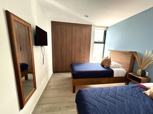 Departamento En Venta/renta A La Entrada De Querétaro Totalmente Amueblado Condominio Motto.