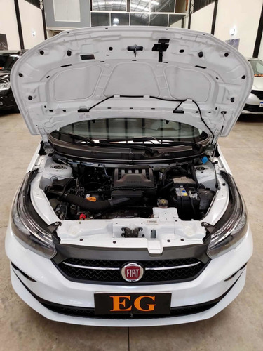 Imagen 4 de 12 de Fiat Cronos 2020 1.3 Gse Drive Pk Conectivida Eg Automoviles