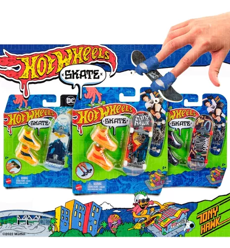 Skate De Dedo + Tênis Profissional Sortido Hot Wheels Mattel