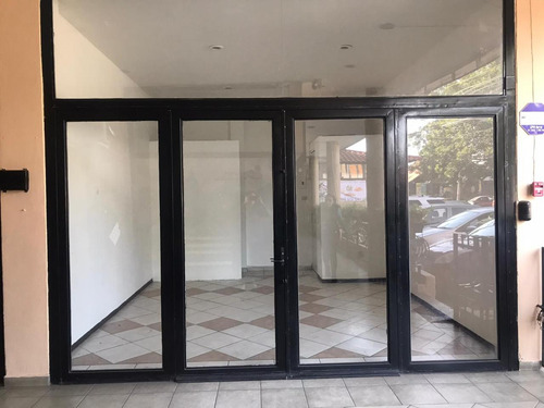 Local Comercial En Renta En Col Las Reynas