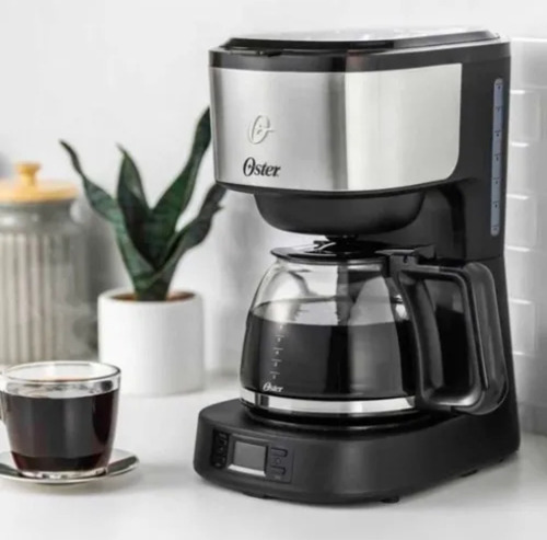 Cafetera Oster Programable De 8 Tazas En Acero Inoxidable