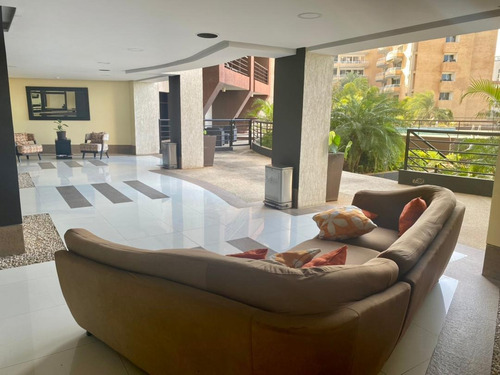 Imagen 2 de 14 de Alquiler Fijo Moderno Apartamento. 2h. Terraza. Playa El Angel.