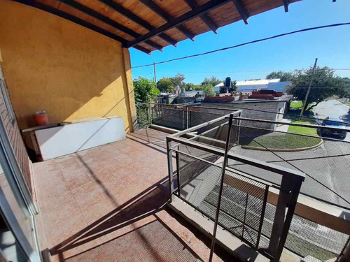 Imagen 3 de 11 de Departamento En Venta En Ituzaingo Norte