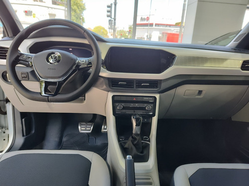 Imagen 9 de 25 de Volkswagen T-cross 200 Tsi Highline At Entrega Inmediata 0km