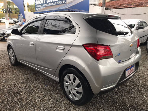 Imagem 7 de 15 de Chevrolet Onix 1.4 Mpfi Lt 8v Flex 4p Manual
