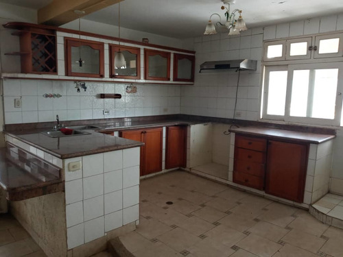 Imagen 4 de 14 de Casa En La Esmeralda A Remodelar