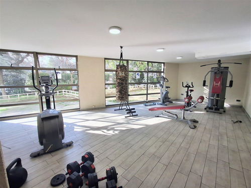 Departamento En Venta De 2 Dorm. En Santiago