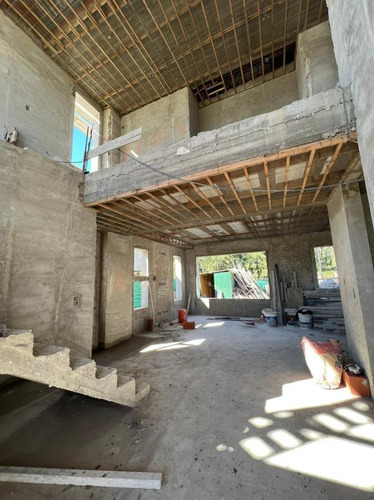 Imagen 10 de 17 de Venta - Casa - Bella Vista