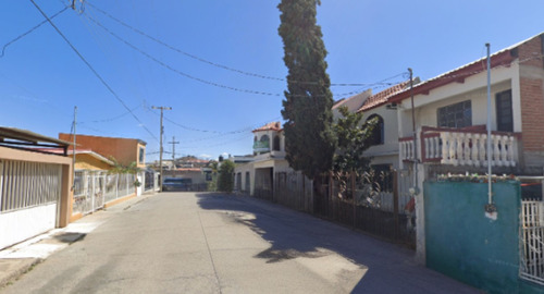 Venta De Casa En Librado Rivera, Flores Magon, Parral. Sh05