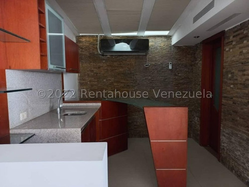 Imagen 18 de 29 de Hermosa Casa Unifamiliar, Moderna, Con Cocina Semiequipada En Trigal Norte, Pisos De Porcelanato, Area De Bar Con Aire Splitt Que Abarca Para La Sala Patio Confortable, Ubicada En Calle Cerrada