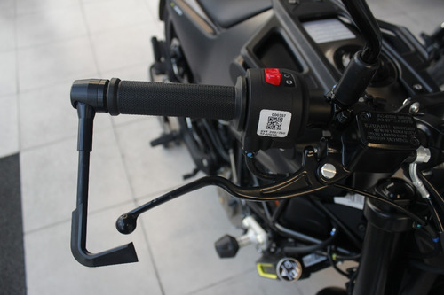 Husqvarna Svartpilen 200-en Stock- 1@@ Fin@nci@da Cu@t@ Fij@