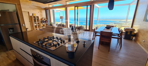 Parcela De 5.118 M2 Con Casa Nueva En Ocho Quebradas