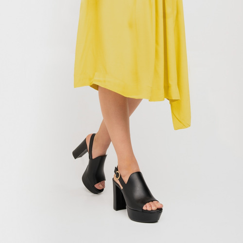 Imagen 3 de 6 de Sandalia Tacon Casual Dama 103702 Flexi Negro