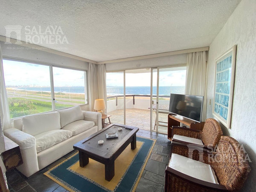 Imagen 8 de 17 de Venta: Apartamento 2 Dr Dependencia Primera Linea Mansa Punta Del Este