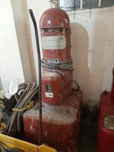 Maquina De Soldar Linconl (Usado)