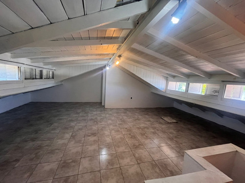 Alquiler Casa Tipo Duplex.