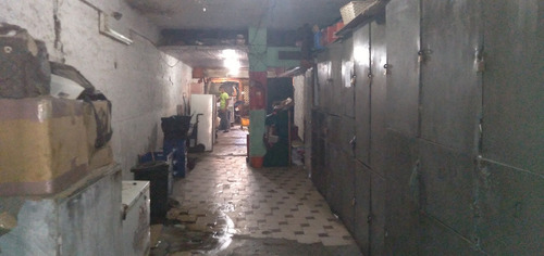 Imagen 11 de 12 de Local A Remodelar, A Pie De Calle, En Esquina El Conde A Piñango, Proximo A Av. Baralt, Urdaneta Y Universidad.
