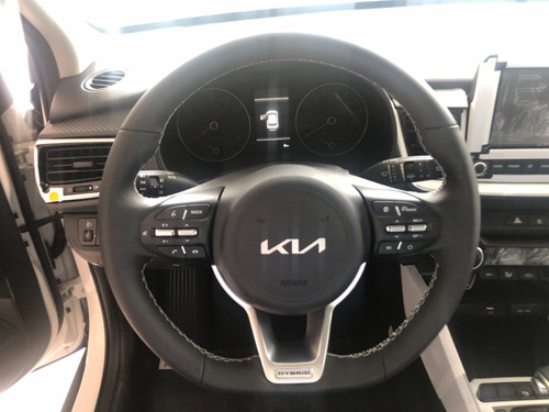 Imagem 3 de 6 de Kia Stonic Hibrid