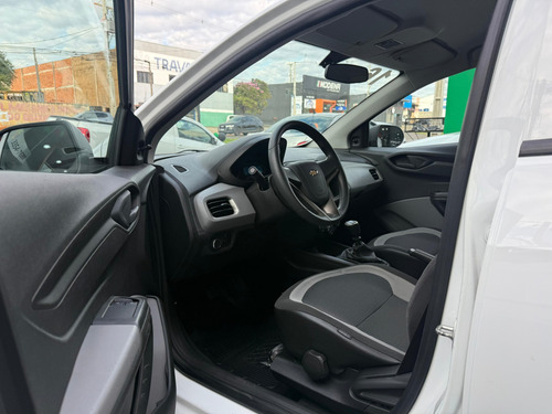 Chevrolet Onix 1.0 MPFI LT 8V FLEX 4P MANUAL