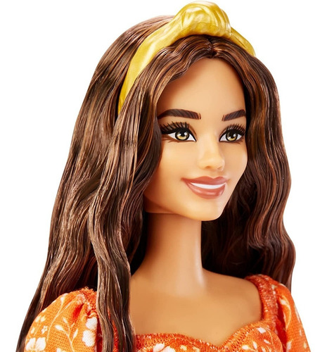 Imagem 3 de 5 de Barbie 2021 Fashionistas Doll 182 Latina Teresa Tall