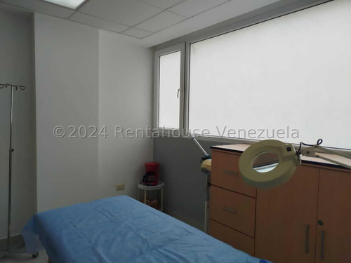 Sm Local Comercial En Alquiler En Santa Paula 25-3517 Yf