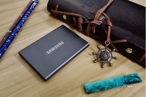 Imagen 7 de 9 de Disco sólido externo Samsung Portable SSD T7 MU-PC1T0 1TB gris