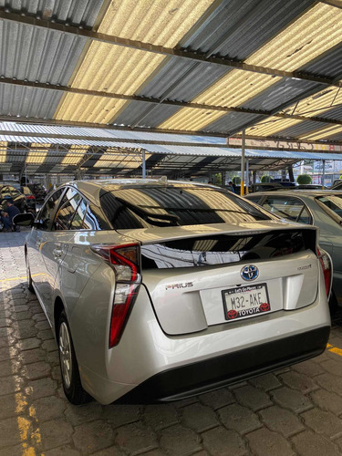 Imagen 5 de 12 de Toyota Prius 2016 1.8 Base Cvt