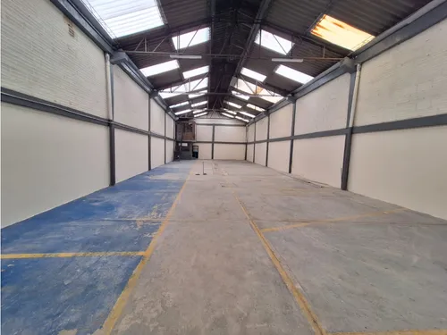 Bodega Con Local En Arriendo, Engativa