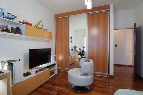 Venta Casa Boedo Extraordinaria Propiedad A Nueva