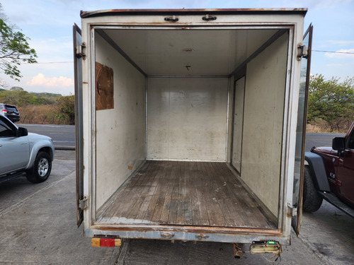 Imagen 13 de 15 de Hyundai H100 Modelo 2012
