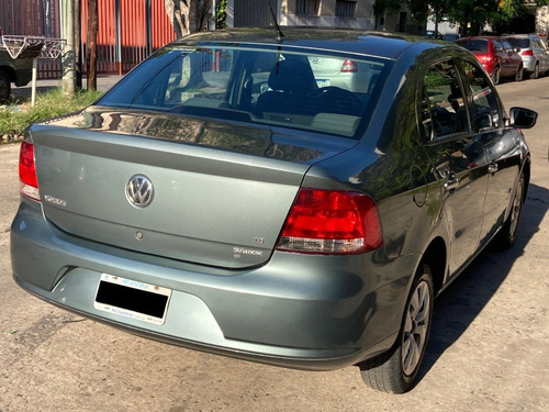 Volkswagen Voyage 1.6 Comfortline 101cv 2010