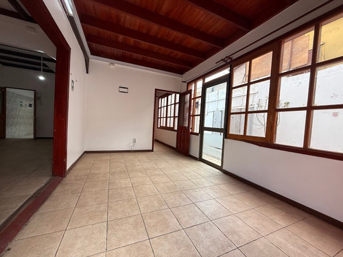Hostal En Venta , Inversiòn Rentable Desde El Primer Mes
