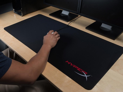 Imagen 4 de 5 de Mouse Pad Gamer Hyperx Fury S Pro Extra Large Negro