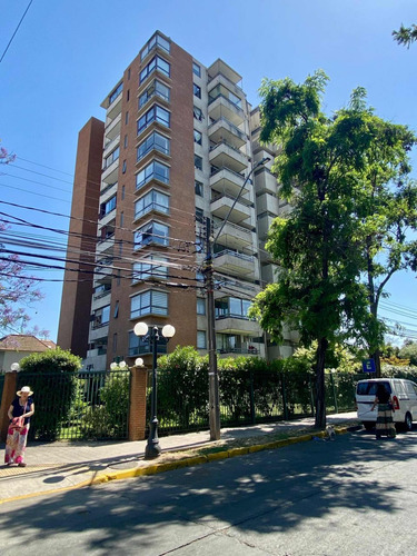 Departamento En Condominio Nuevo Oriente Providencia