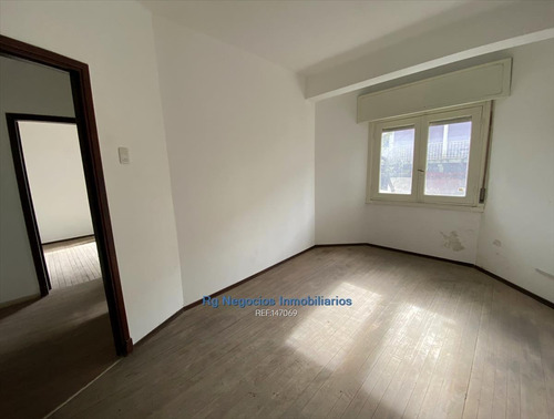 Imagen 5 de 9 de Apartamento Reciclado 2 Dormitorios, Terraza Al Frente Cw147069