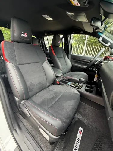 Toyota Hilux 2.8 Gr-S