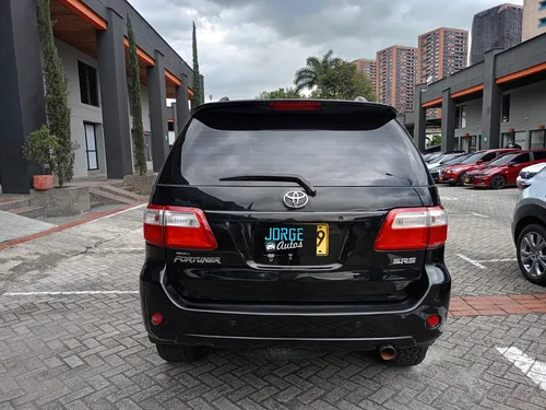 Toyota Fortuner 2.7l 4x2