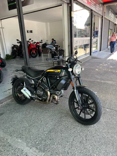 Moto En Óptimas Condiciones, Mantenimiento Y Documentación A