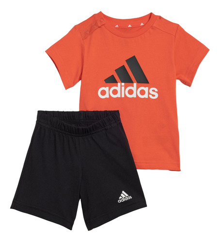 Conjunto De Remera Y Shorts Essentials Iq4132 adidas