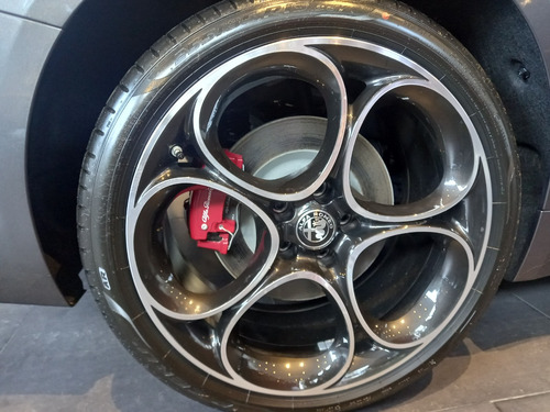 Alfa Romeo Giulia 2.0 280cv Veloce