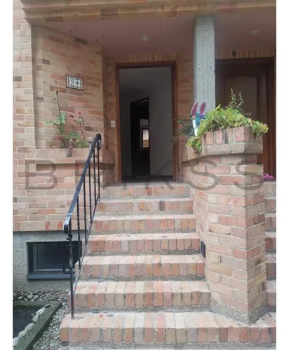 Casa En Venta En Atenas-suba. Cod V4683