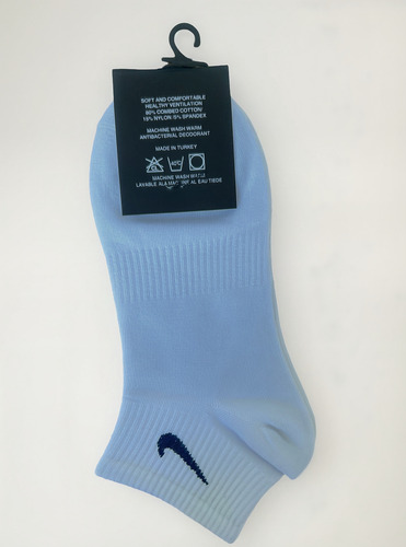 Meia Nike Na Cor Branca - Cano Médio Com Elástico Branco Liso 38-40 (Usado)