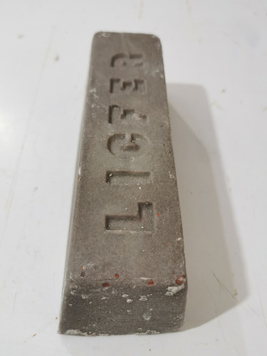 Imagen 2 de 3 de Pasta Para Pulir Metales Ferrosos Negra Licfer Lf-07