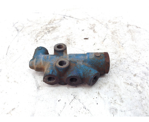 Distribuidor Liquido Frenos Montero 3.0 Aut 4x2 Mod 02-06 (Usado)