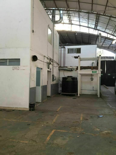 Imagen 3 de 9 de Se Renta Bodega Con Oficinas En Naucalpan