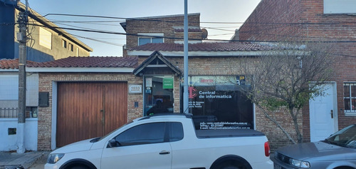 Imagen 2 de 11 de Casa En Venta De 3 Dormitorios C/ Cochera En Maldonado